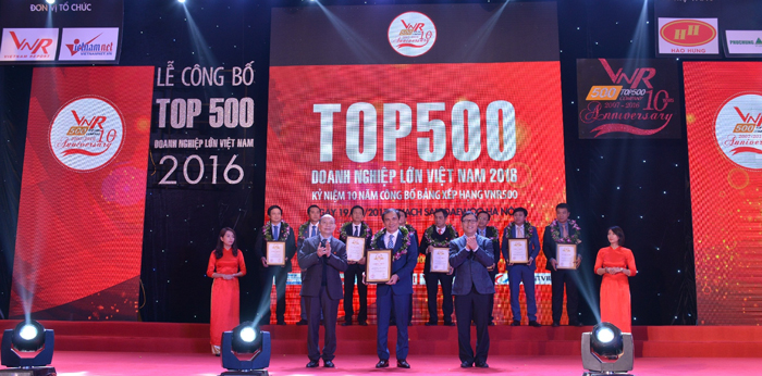 Savico nhận giải thưởng Top 500 doanh nghiệp lớn nhất Việt Nam